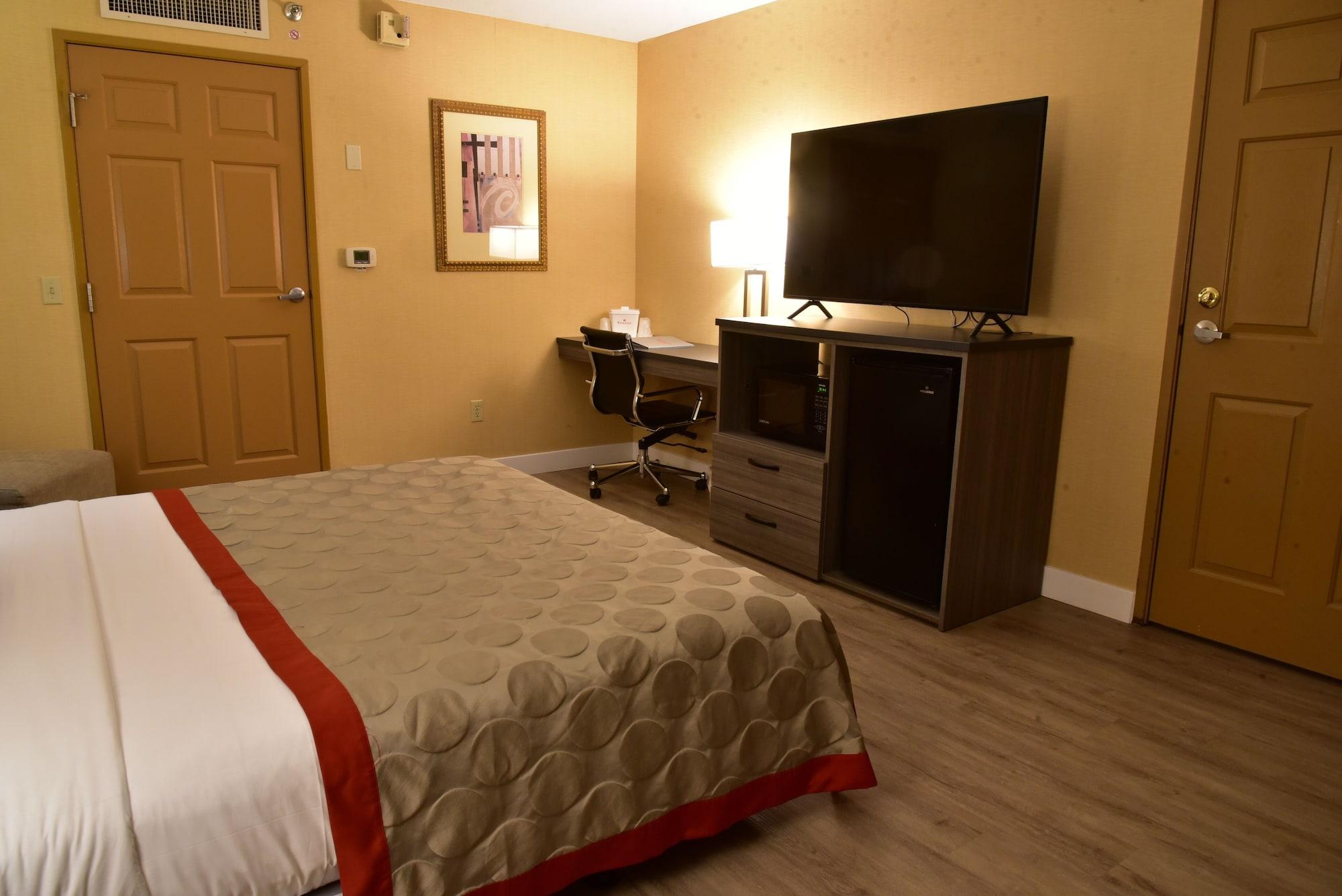Ramada By Wyndham San Diego National City Buitenkant foto