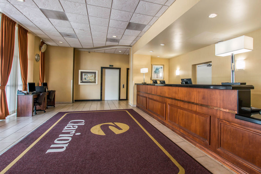 Ramada By Wyndham San Diego National City Buitenkant foto